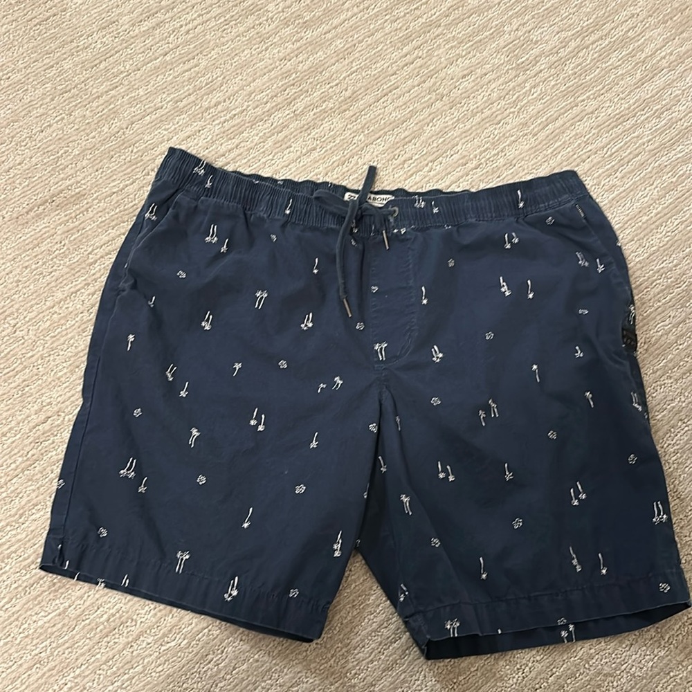 Billabong shorts
